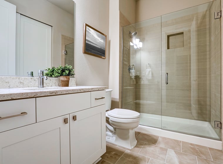 Follow These Tips to Create a Transitional Style in Your Bathroom